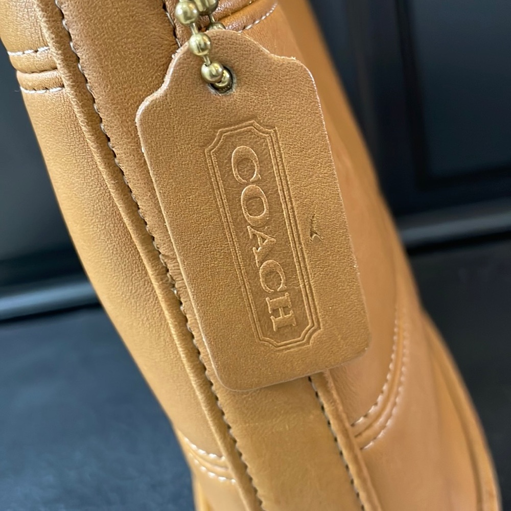Coach Tan Leather Shoulder Bag - Picture 11 of 16